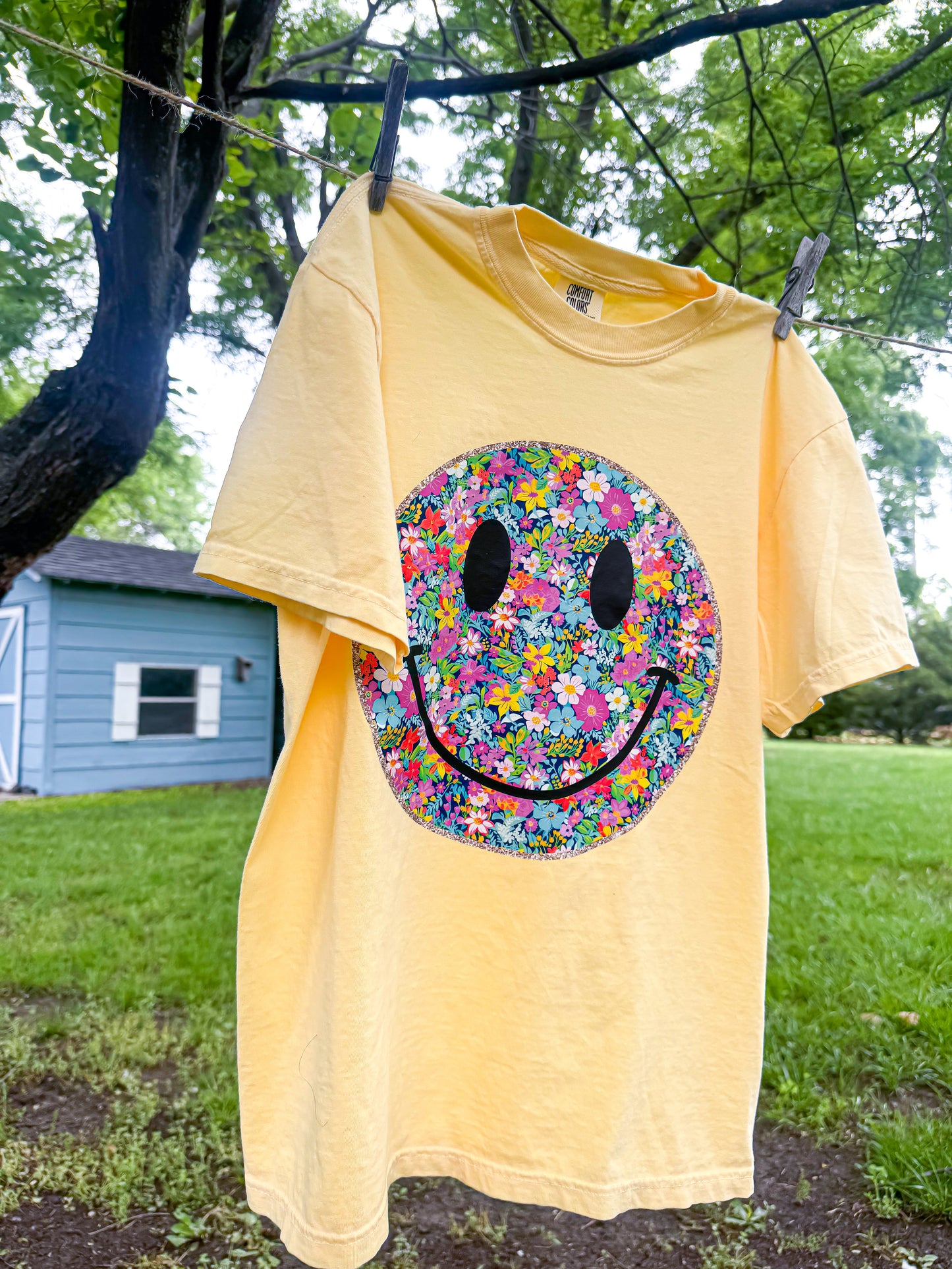Floral Smilie Graphic